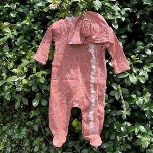 NWT NICOLE Miller Rose Tulle Detail Footie 2 Piece Set NB Girl